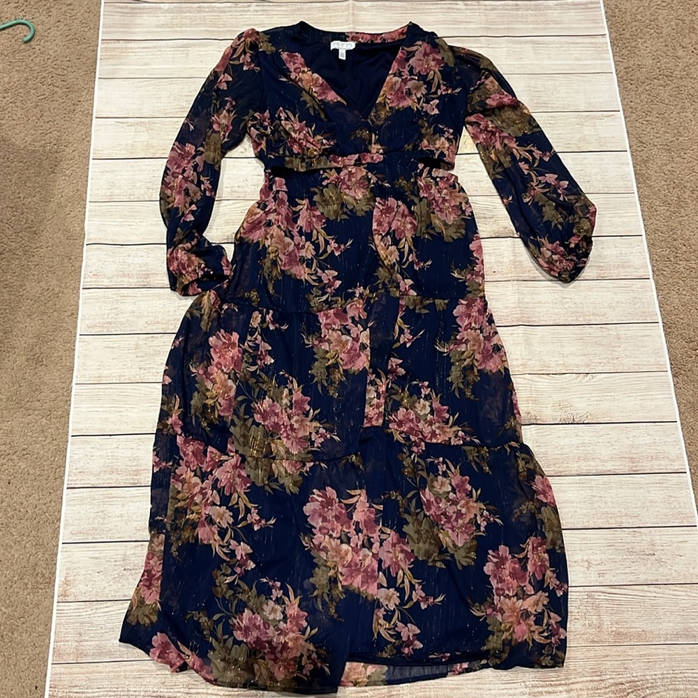 Maxi Dress with Long Sleeves